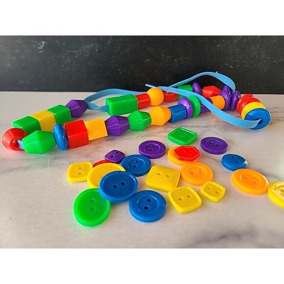 Toddler Plastic Beads To String With Shoelace USED - Picture 2 of 10